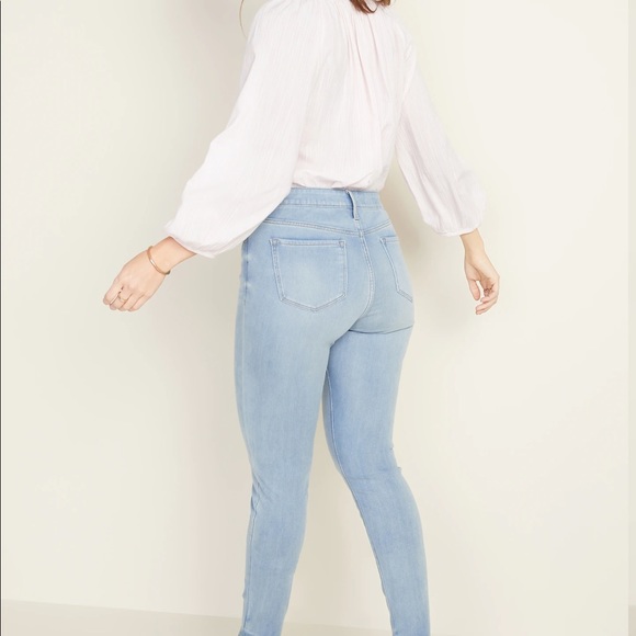 Old Navy Rockstar Mid-Rise Skinny Ankle - Picture 10 of 10